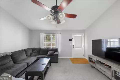 147 Stony Brook Cir, Jackson, GA 30233 photo 2