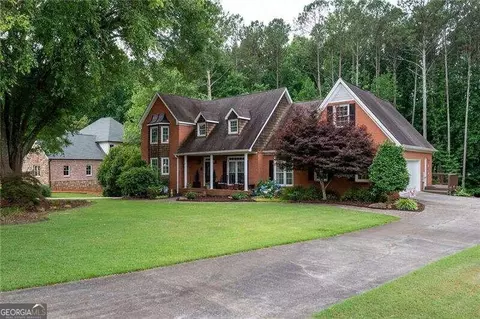 1196 Peyton Dr NW, Kennesaw, GA 30152