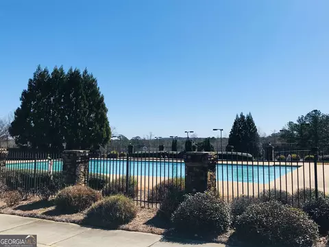 104 Crescent Dr, Forsyth, GA 31029 photo 9