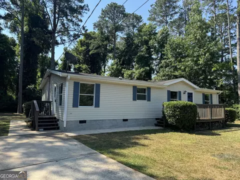 805 Kaelyn Ct, Hampton, GA 30228 photo 2
