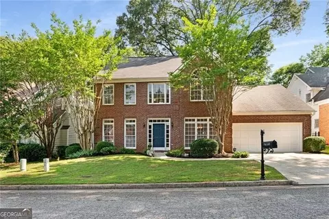2402 Waterford Cv, Decatur, GA 30033