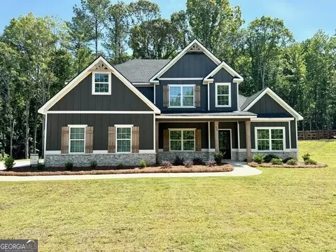 216 N Davis Rd #202, Lagrange, GA 30241