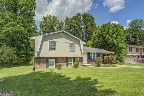 6527 Cameron Rd, Morrow, GA 30260 photo 2