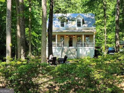 1371 Oconee Heights Dr, Greensboro, GA 30642