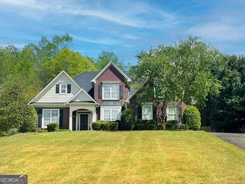 2313 Oak Falls Ln, Buford, GA 30519