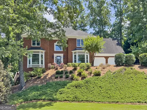 10315 Carleigh Ln, Roswell, GA 30076