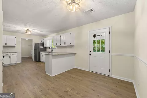 20 Whispering Pine Dr, Covington, GA 30016 photo 5