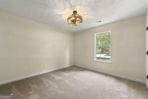 20 Whispering Pine Dr, Covington, GA 30016 photo 11