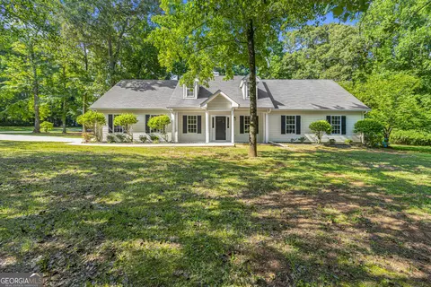 20 Whispering Pine Dr, Covington, GA 30016