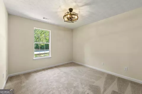 20 Whispering Pine Dr, Covington, GA 30016 photo 10