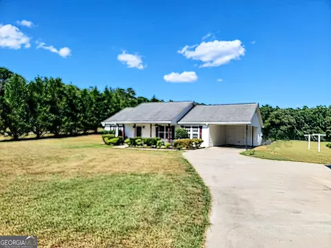 409 Thigpen Rd, Newnan, GA 30263