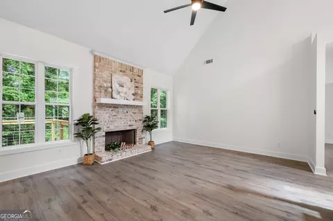 6146 Fieldcrest Dr, Morrow, GA 30260 photo 2