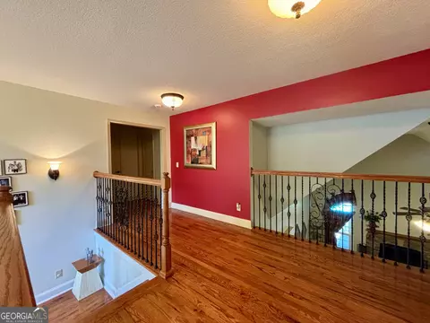 Entry Way - 213 Old Bridge Rd, Warner Robins, GA 31088 photo 16 of 20