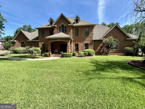 Exterior - 213 Old Bridge Rd, Warner Robins, GA 31088 photo 6 of 17