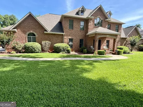Exterior - 213 Old Bridge Rd, Warner Robins, GA 31088 photo 4 of 17