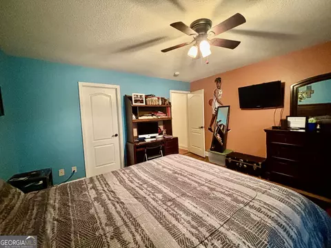 Bedroom - 213 Old Bridge Rd, Warner Robins, GA 31088 photo 3 of 6