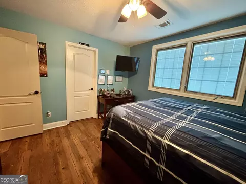 Bedroom - 213 Old Bridge Rd, Warner Robins, GA 31088 photo 4 of 6
