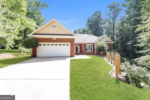 1525 Wildwood Way, Hampton, GA 30228