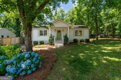 1392 Hawthorne Ave SE, Smyrna, GA 30080