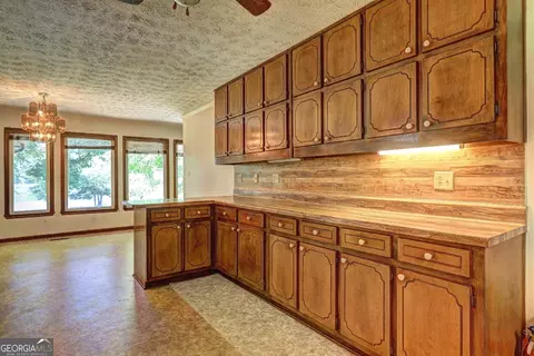 Kitchen - 3655 Highway 81 W, Hampton, GA 30228 photo 4 of 4