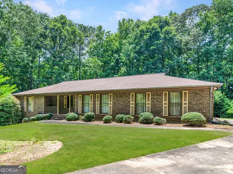 245 Country Side Dr, Mcdonough, GA 30252