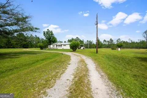 382 Howard Xing, Nahunta, GA 31553 photo 4