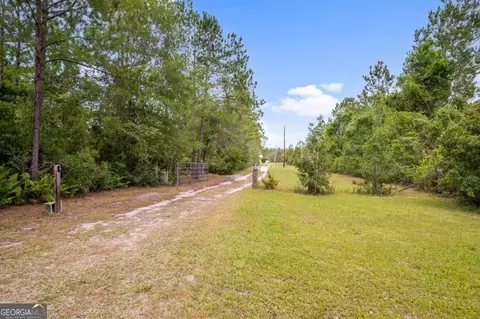 382 Howard Xing, Nahunta, GA 31553 photo 3