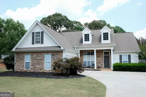 220 Doe Hollow Trce, Fayetteville, GA 30215