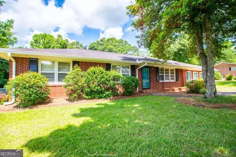 100 W Greenwood Dr, Carrollton, GA 30117