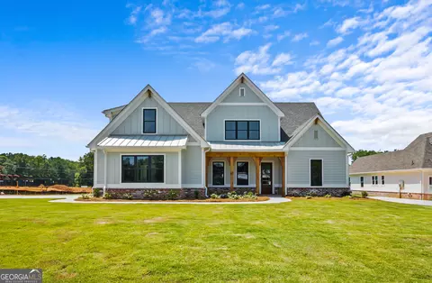 204 Copper Xing, Forsyth, GA 31029