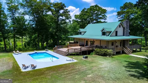 6883 Rockmills Rd, Franklin, GA 30217