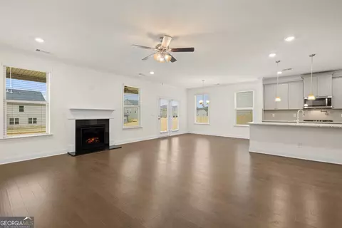 Living - 13990 Conrad Ct, Covington, GA 30014 photo 4 of 4
