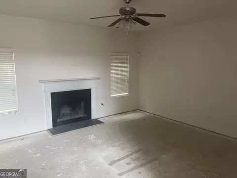 305 Timberlake Ter, Covington, GA 30016 photo 5