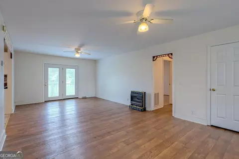 Living - 2223 Chase Rd, Cornelia, GA 30531 photo 1 of 3