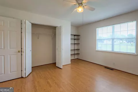 Bedroom - 2223 Chase Rd, Cornelia, GA 30531 photo 9 of 10