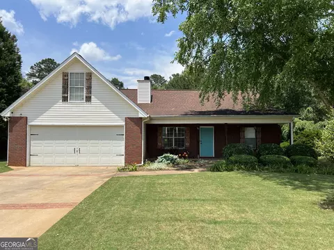 35 Berkshire Pass, Covington, GA 30016