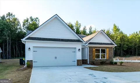 142 Allan Green Dr, Gray, GA 31032