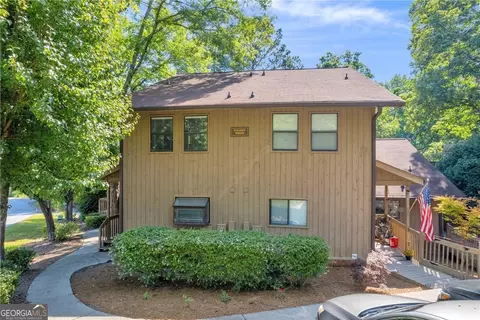 1802 Pine Tree Dr, Buford, GA 30518