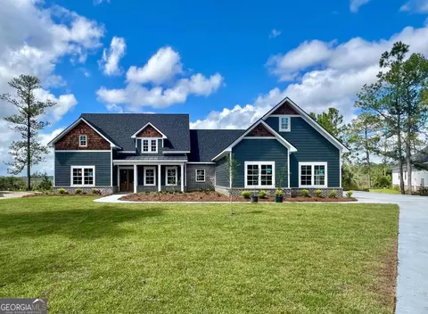 170 Barrington Oaks Dr, Brunswick, GA 31523