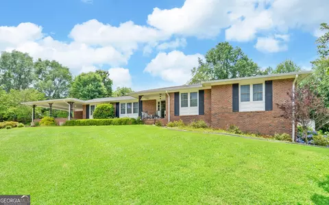 182 Valley Rd, Toccoa, GA 30577