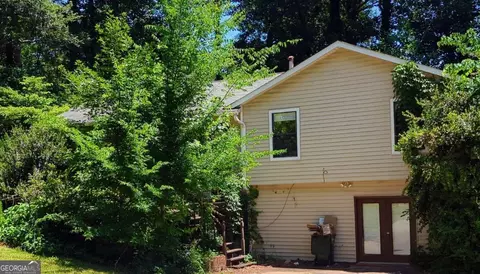 4007 Maxanne Dr NW, Kennesaw, GA 30144