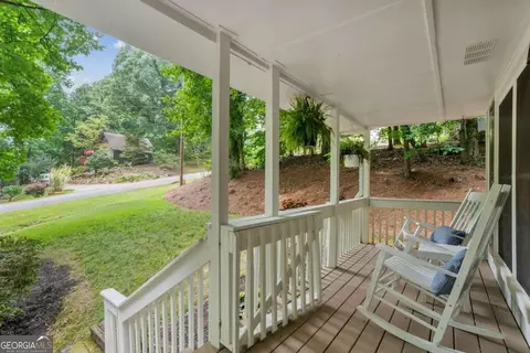 9360 Resort Cir, Gainesville, GA 30506 photo 8
