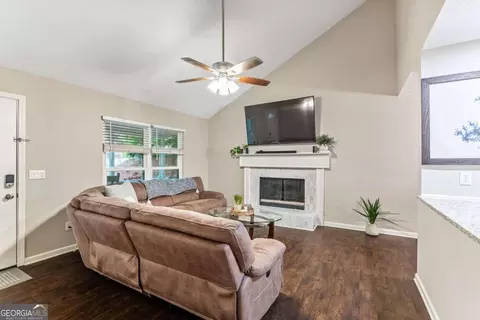 9360 Resort Cir, Gainesville, GA 30506 photo 10