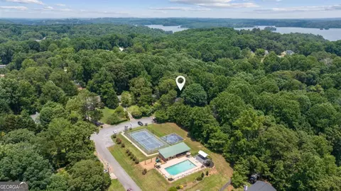9360 Resort Cir, Gainesville, GA 30506 photo 6