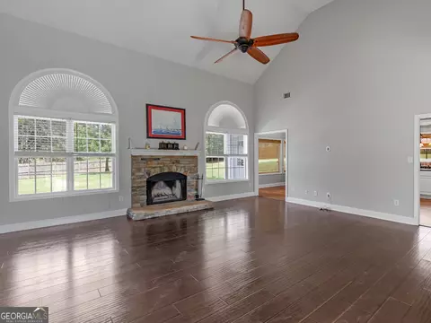1007 Clover Leaf Dr, Mcdonough, GA 30252 photo 3