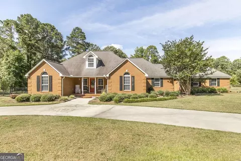 712 Flanders Ln, Dublin, GA 31021