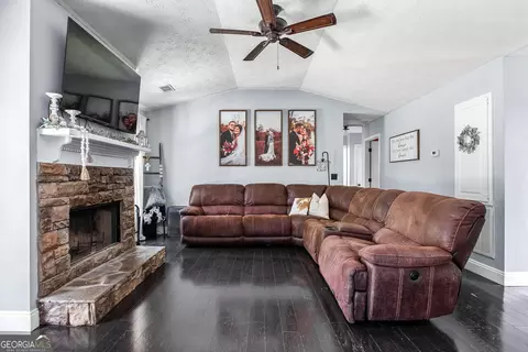 105 Bartleys Walk, Lagrange, GA 30240 photo 11