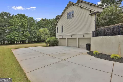 587 Mcdade St, Tyrone, GA 30290 photo 6
