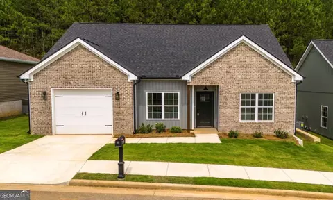 134 Lindy Ln, Oxford, AL 36203