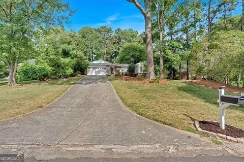 2291 Jay Ln SE, Smyrna, GA 30080